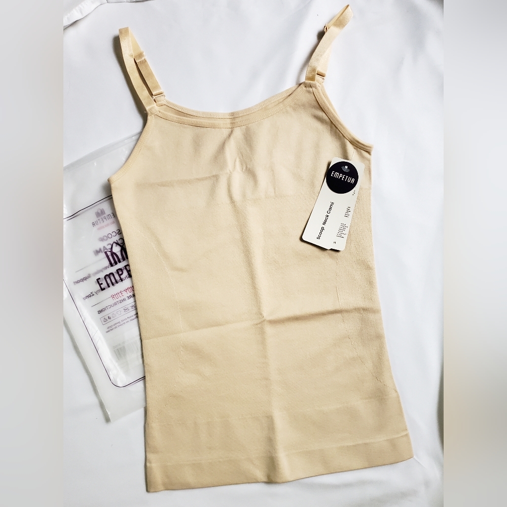 Shapermint Scoop Neck Cami, Nude, Small
